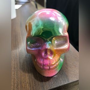 Howlite Aura Skull